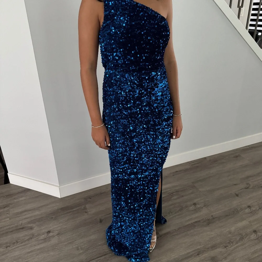 Prom Dress - Picture 4 of 5